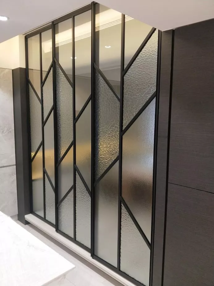 推拉門